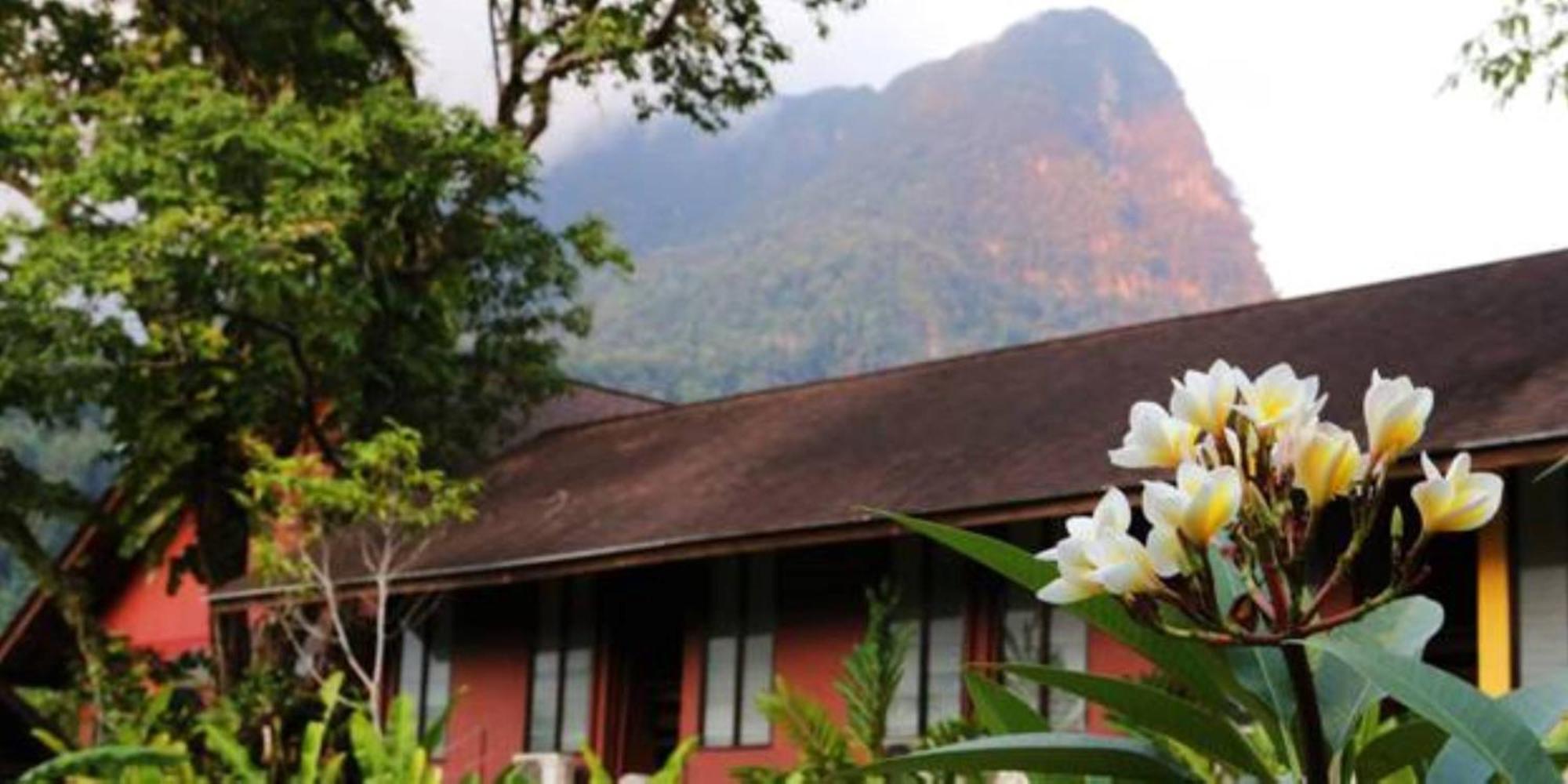 The Village House Santubong Kültér fotó